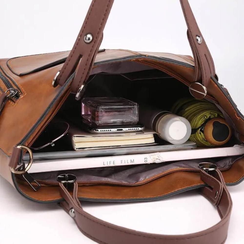 Ilse’s Timeless Elegance Shoulder Bag