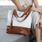 Victoria White Tote with Coffee