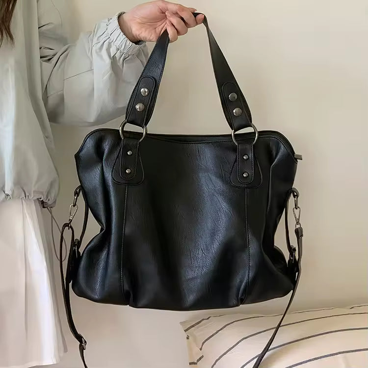 Elegant Shoulder Bag